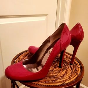 Guess red patent leather heels